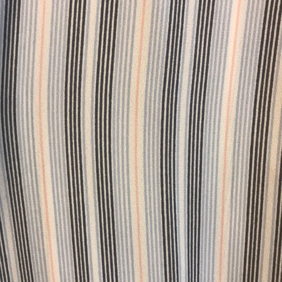 Loft Tie Neck Blouse size Medium - Picture 2 of 4